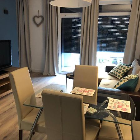 Przytulny Apartament Na Nowej Apartment Zielona Gora  Bagian luar foto