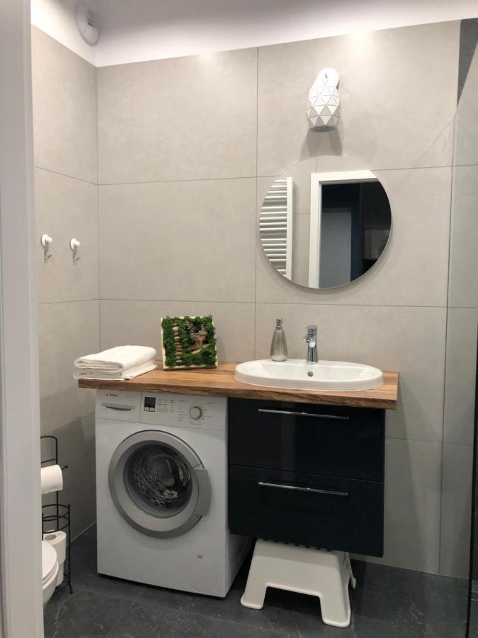 Przytulny Apartament Na Nowej Apartment Zielona Gora  Bagian luar foto